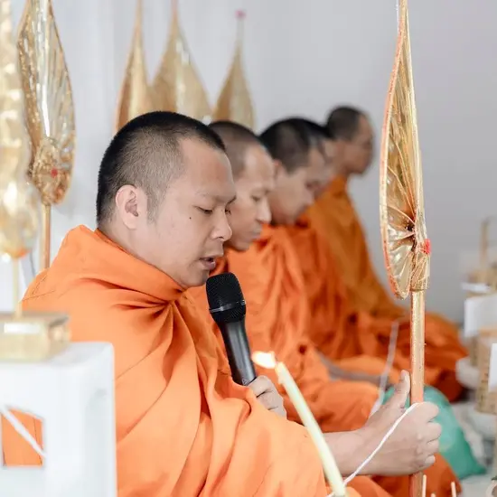 รับจัดพิธีสงฆ์ 3–9 รูป