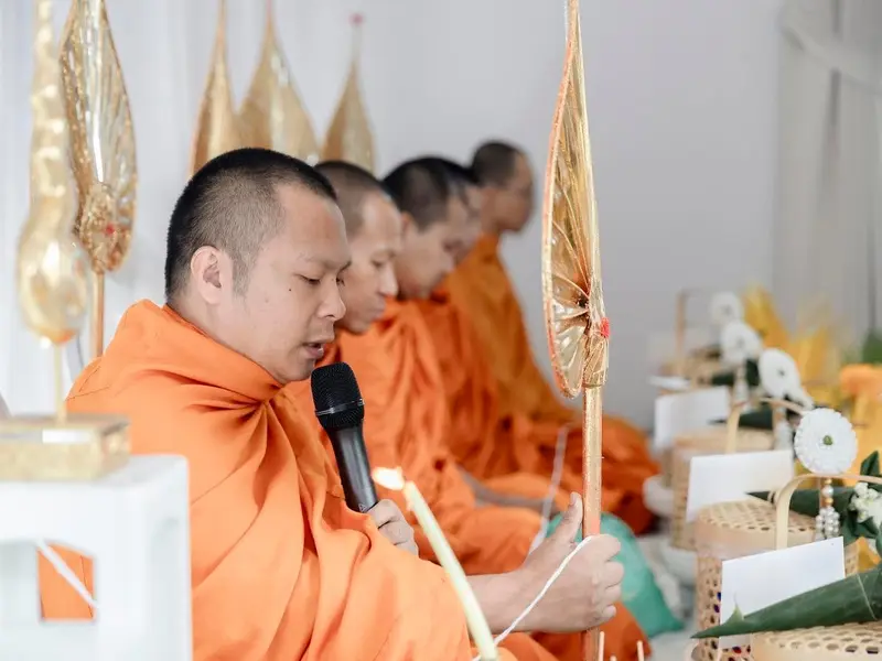 จัดงานบุญขึ้นบ้านใหม่