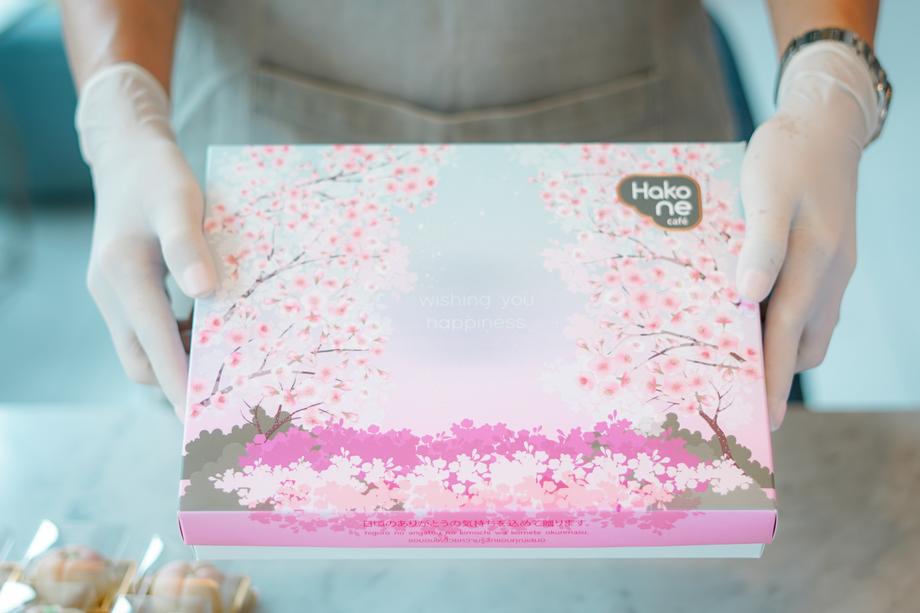 กล่องคุกกี้ธัญพืช Hakone สำหรับซื้อเป็นของฝากเชียงใหม่สำหรับคนที่ใส่ใจสุขภาพ