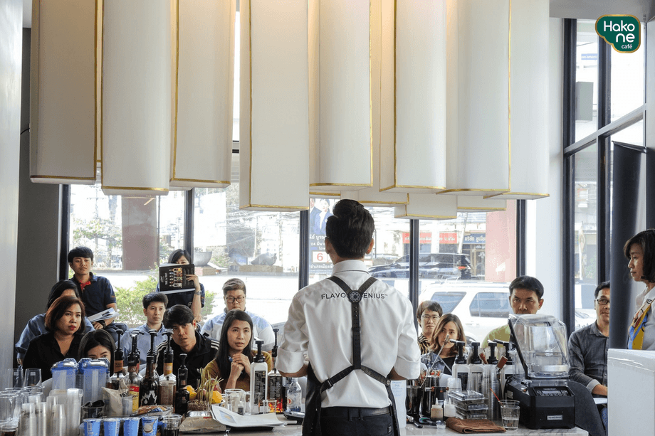 บรรยากาศคาเฟ่จัดกิจกรรมเชียงใหม่ของ Hakone Cafe สำหรับ Workshop และกิจกรรมกลุ่มเล็ก
