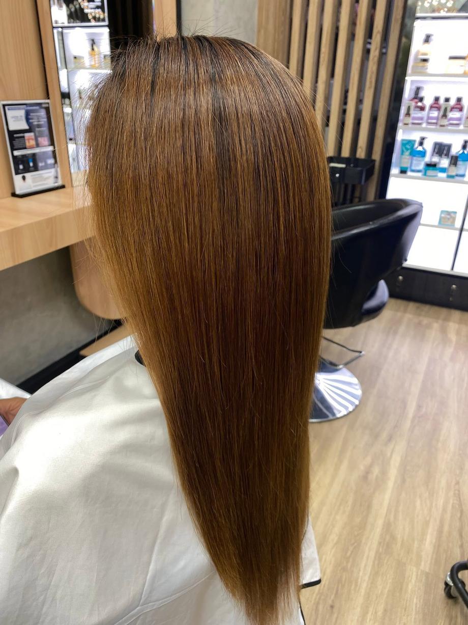 บริการยืดผมเชียงใหม่ Rebonding ยืดถาวรเรียบสวยติดทนที่ร้าน 226 HairStory ใช้ L'Oreal